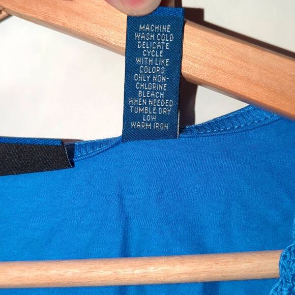 New Pale Blue Top with Crocheted V-Neck - 2X 0052 - Picture 7 of 8